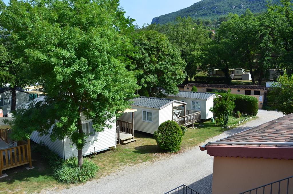 Camping Hotel Les Rives Du Loup Tourrettes-sur-Loup Kültér fotó